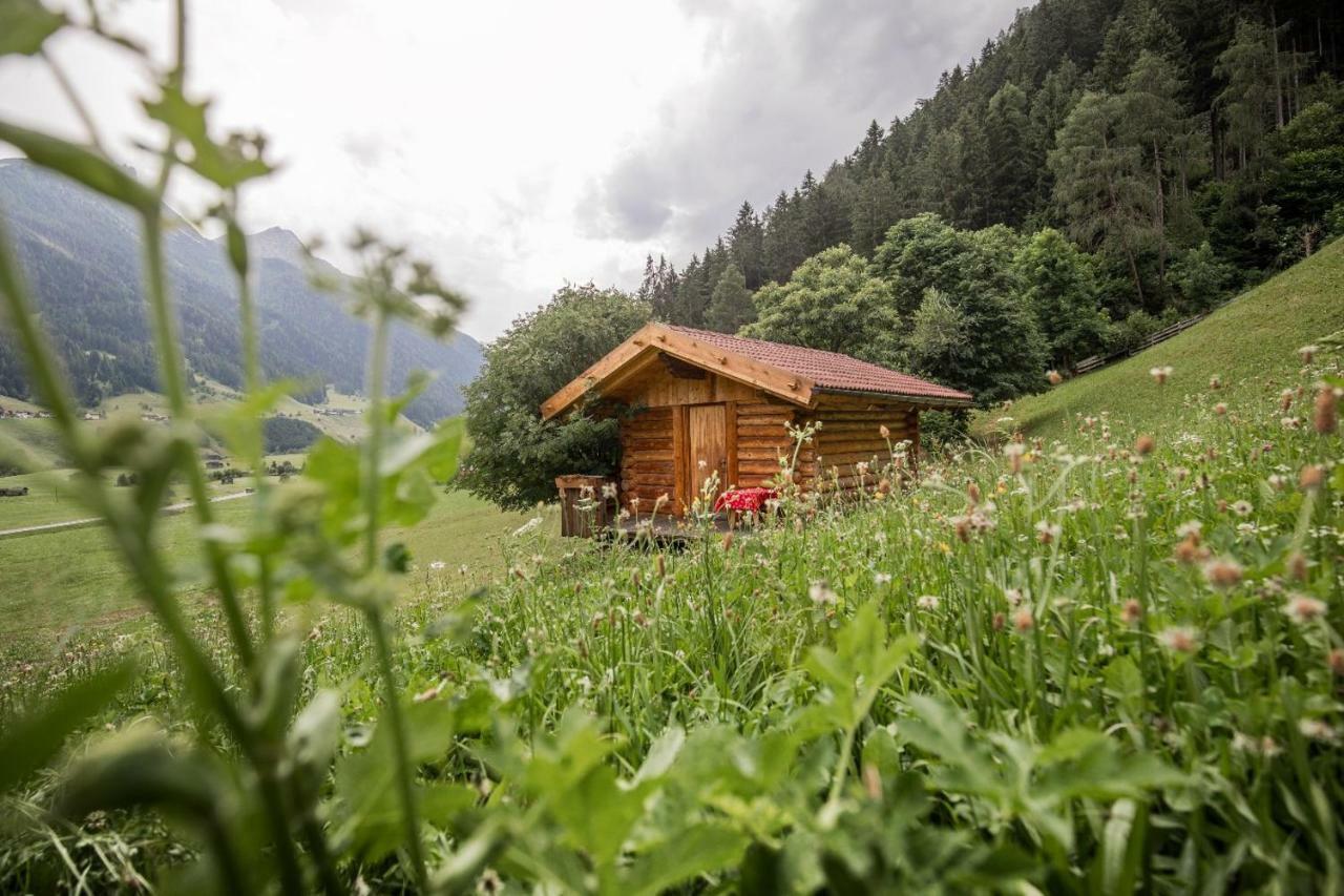 Ladestatthof Hotel Neustift im Stubaital Exterior foto